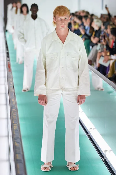 Look 91